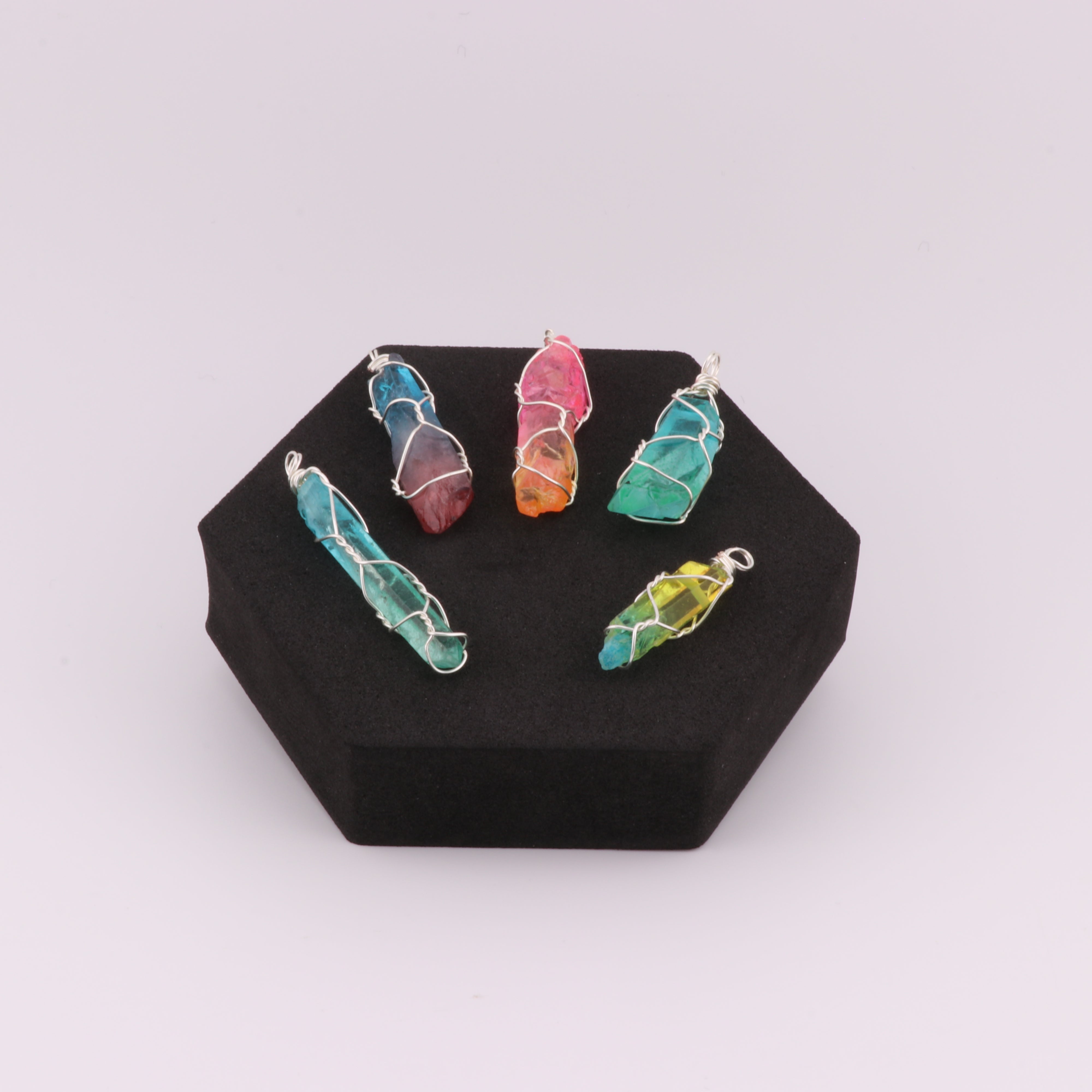 Rainbow Aura Quartz Point Pendant, 5 Pieces in a Pack