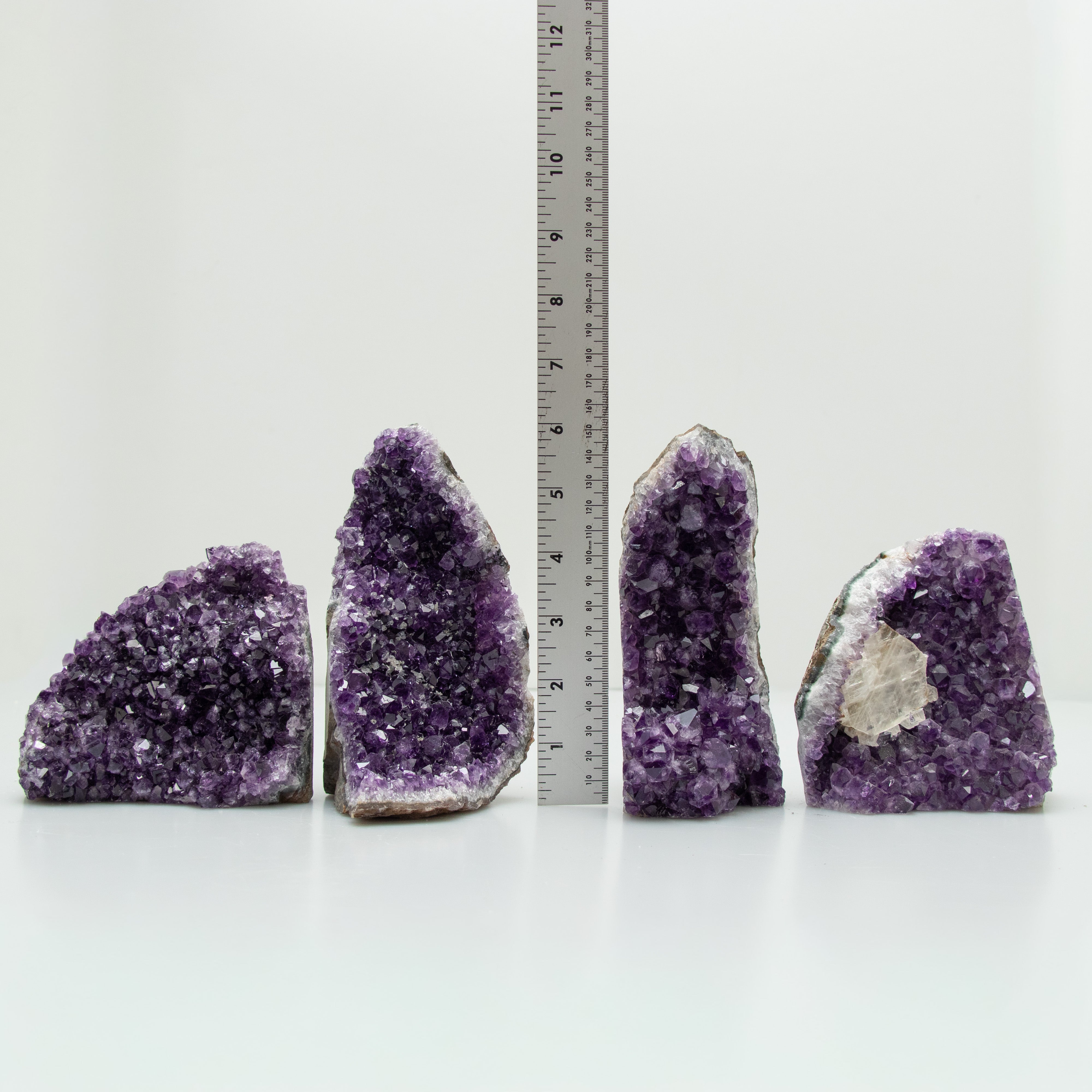 Amethyst Cluster Cut Base, 750Gr - 1Kg, 1 Piece