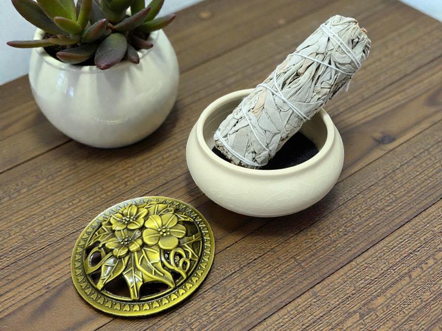 White Ceramic Incense Burner Bowl with Floral Lid - 1 Piece