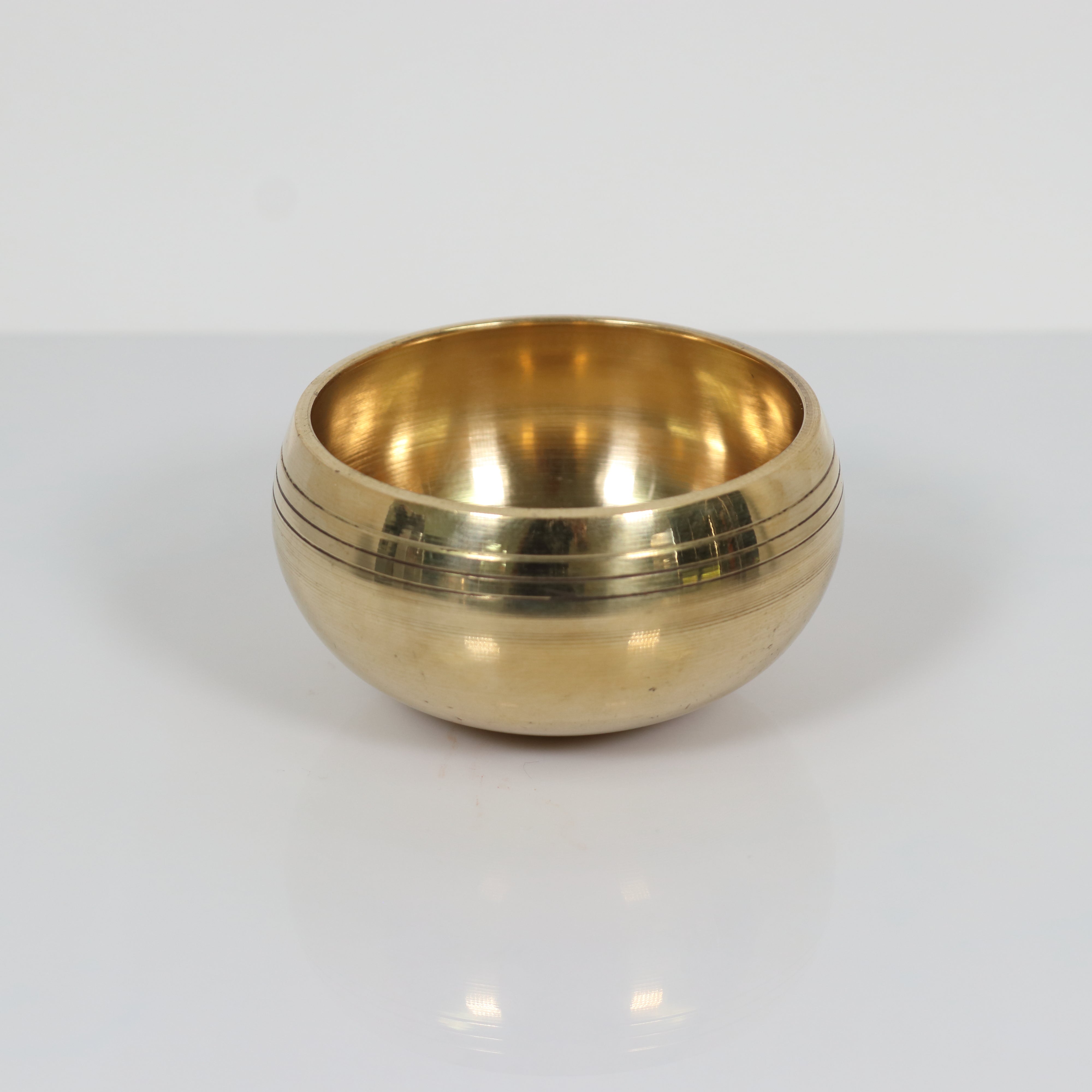 Atma Buti Metal Singing Bowl Dore , 3" Inch, 205 Grams