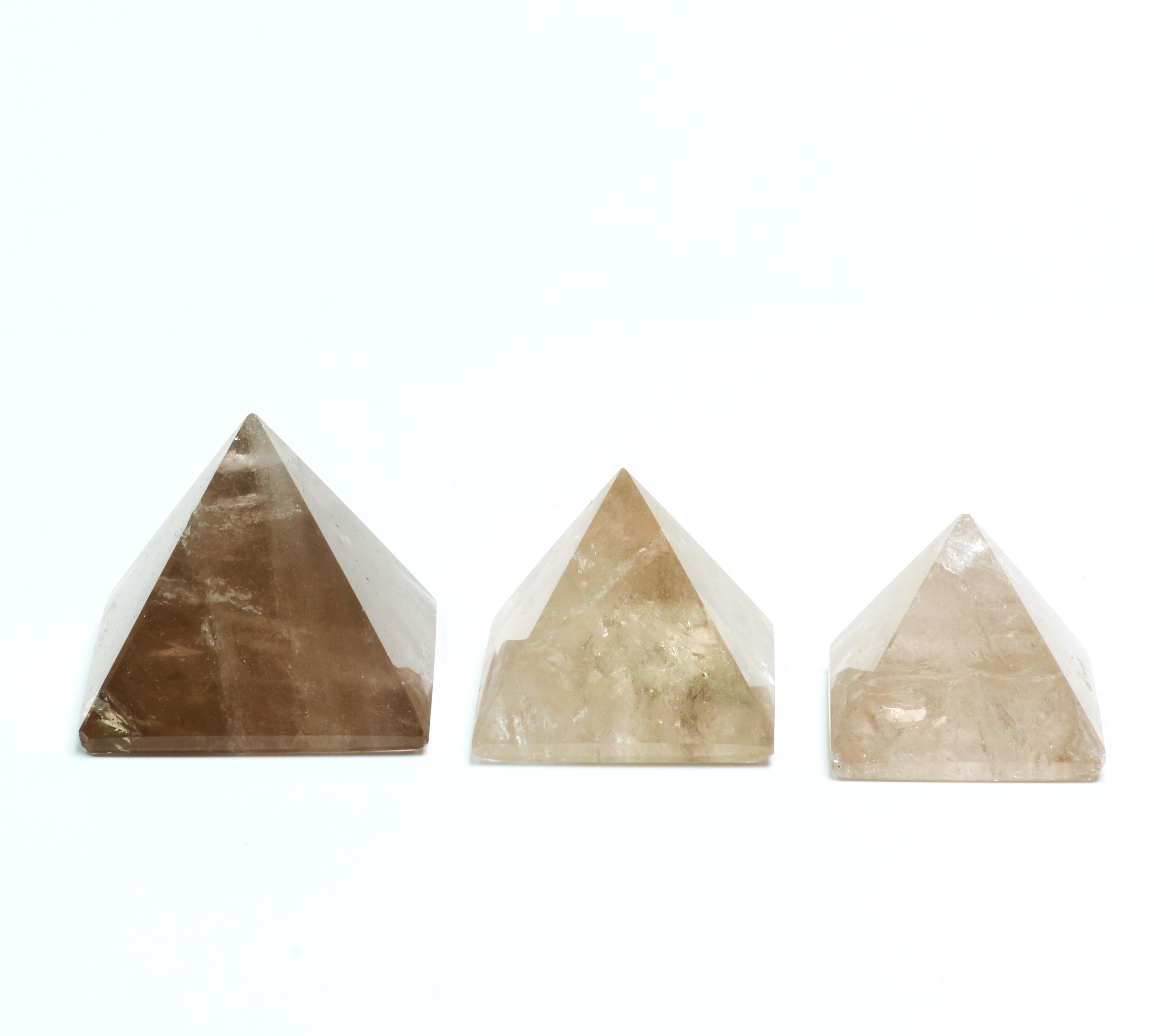 Smoky Quartz Pyramid Shaped Stone, 0-250gr, 1 Piece, #006