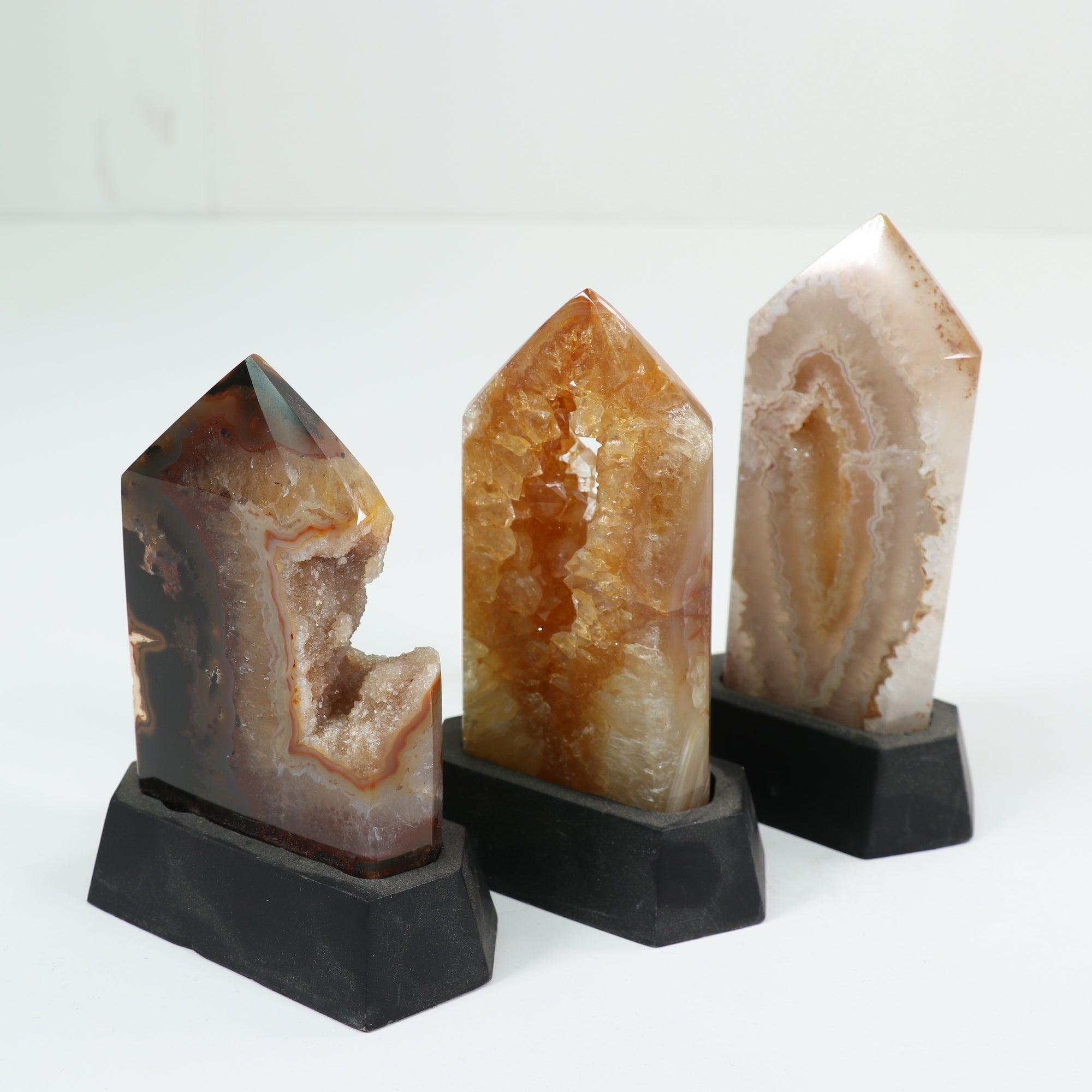 Agate Polished Tower on Wood Stand, 200-300 Gr, 1 Piece #001