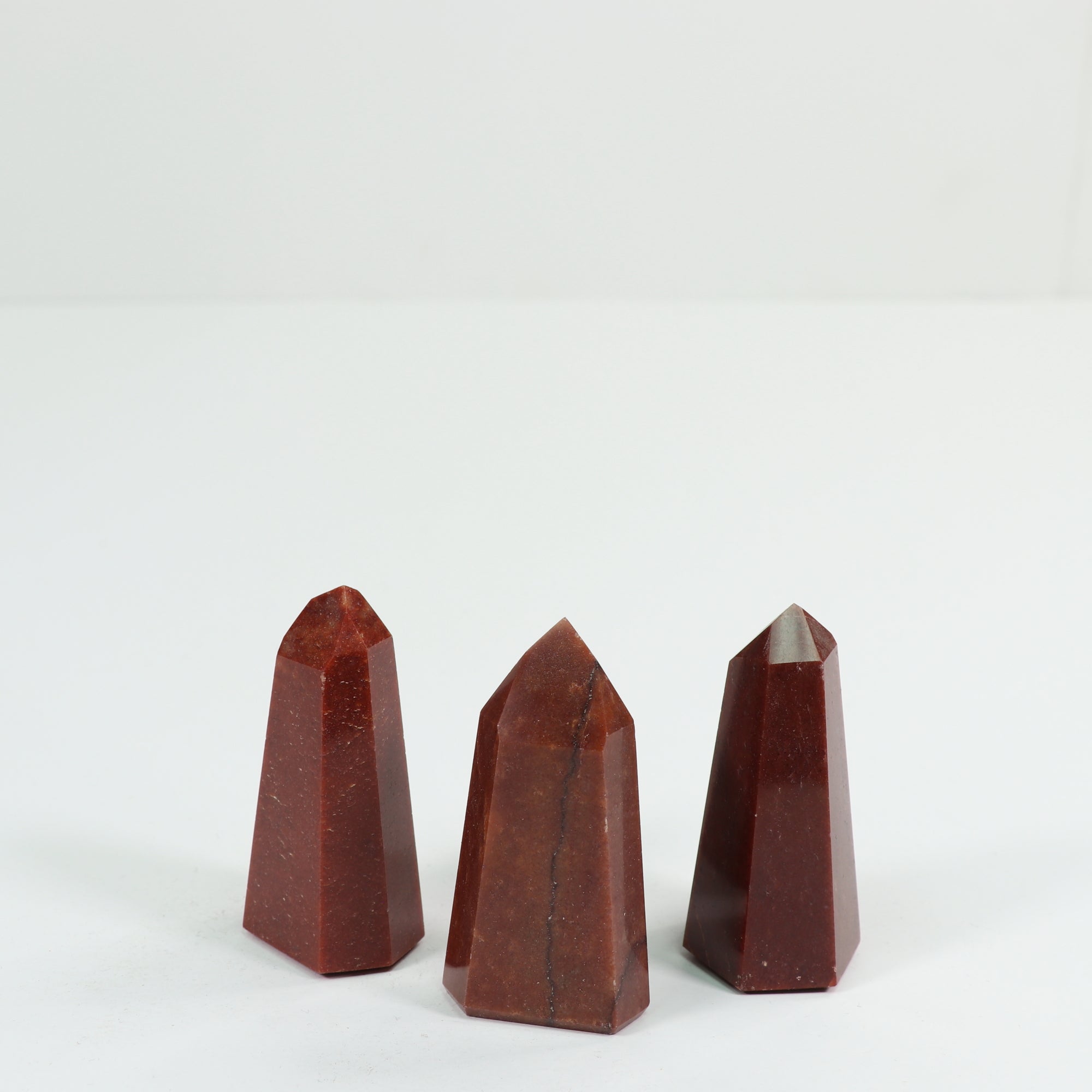 Red Quartz Polished Tower, Cut Base,  100-200 Gr, 1 Piece #040